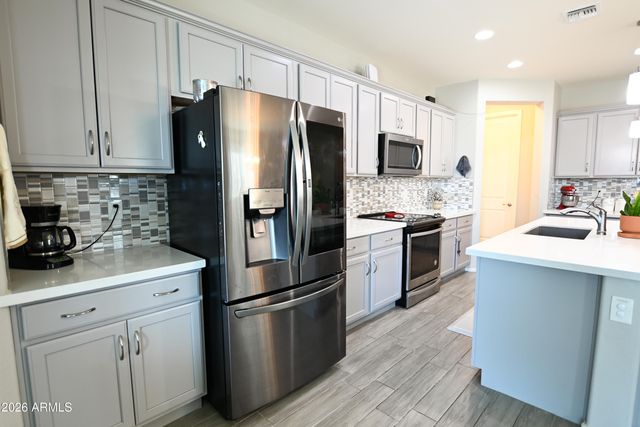 18397 W Ida Lane, Surprise, AZ 85387