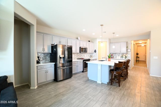 18397 W Ida Lane, Surprise, AZ 85387