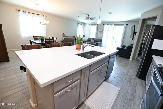 18397 W Ida Lane, Surprise, AZ 85387