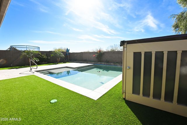 18397 W Ida Lane, Surprise, AZ 85387