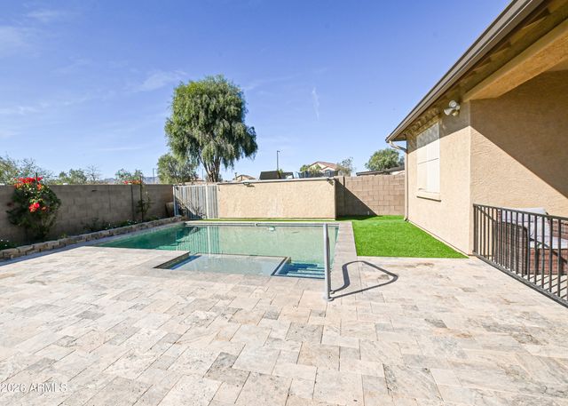 18397 W Ida Lane, Surprise, AZ 85387