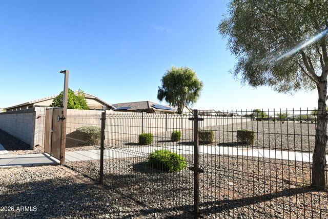 18397 W Ida Lane, Surprise, AZ 85387