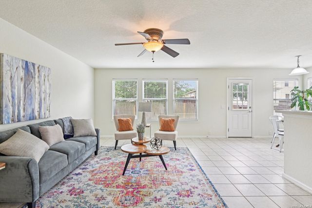 5508 COLUMBIA DR, Cibolo, TX 78108