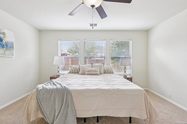 5508 COLUMBIA DR, Cibolo, TX 78108