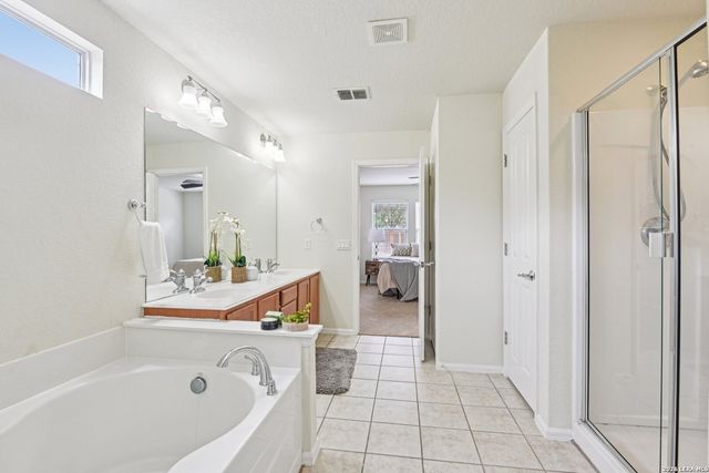 5508 COLUMBIA DR, Cibolo, TX 78108