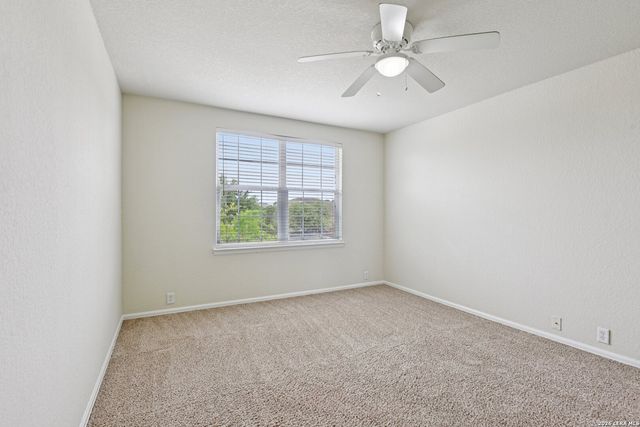 5508 COLUMBIA DR, Cibolo, TX 78108