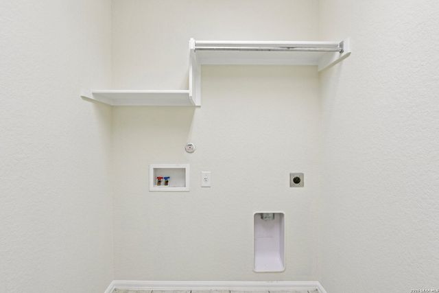 5508 COLUMBIA DR, Cibolo, TX 78108