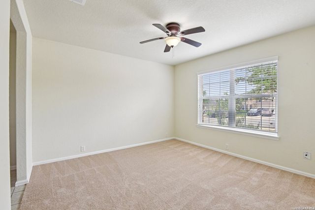 5508 COLUMBIA DR, Cibolo, TX 78108