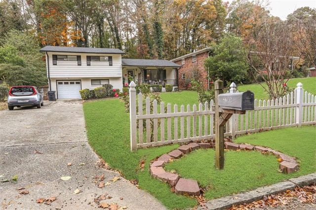 2715 Riggs Drive, East Point, GA 30344