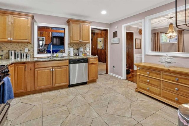 2715 Riggs Drive, East Point, GA 30344