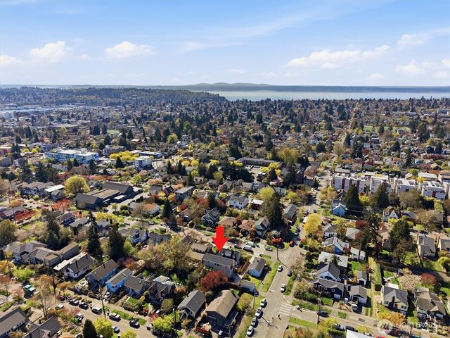 7354 Alonzo Ave NW, Seattle, WA 98117