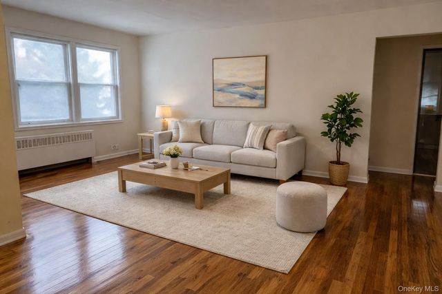 14 Stevens Street 5, White Plains, NY 10606