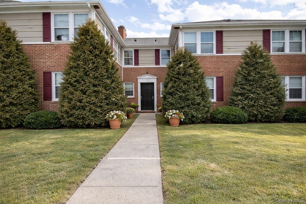 14 Stevens Street 5, White Plains, NY 10606