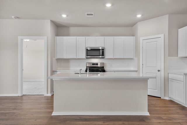 230 Bay Laurel Court, Alvin, TX 77511