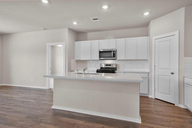 230 Bay Laurel Court, Alvin, TX 77511