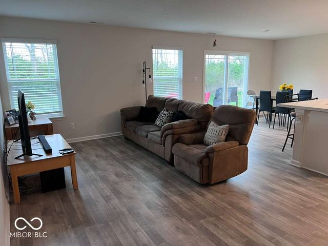 1466 Fleming Drive, Greenfield, IN 46140