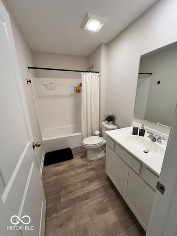 1466 Fleming Drive, Greenfield, IN 46140