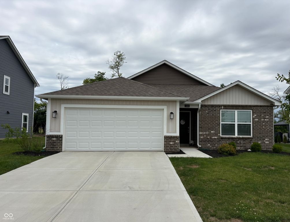 1466 Fleming Drive, Greenfield, IN 46140