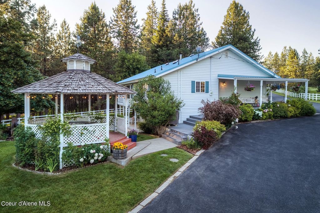 5718 E Sleepy Ln, Coeur D'alene, ID 83814