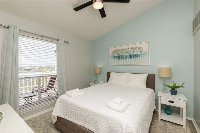 14721 Whitecap Blvd 327, Corpus Christi, TX 78418