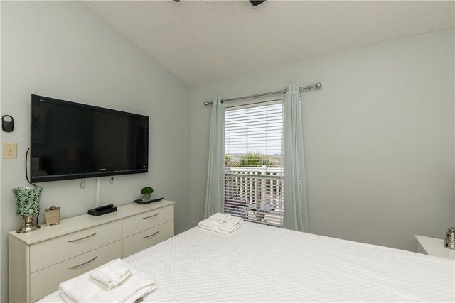 14721 Whitecap Blvd 327, Corpus Christi, TX 78418