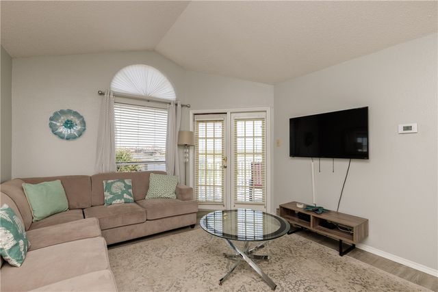 14721 Whitecap Blvd 327, Corpus Christi, TX 78418