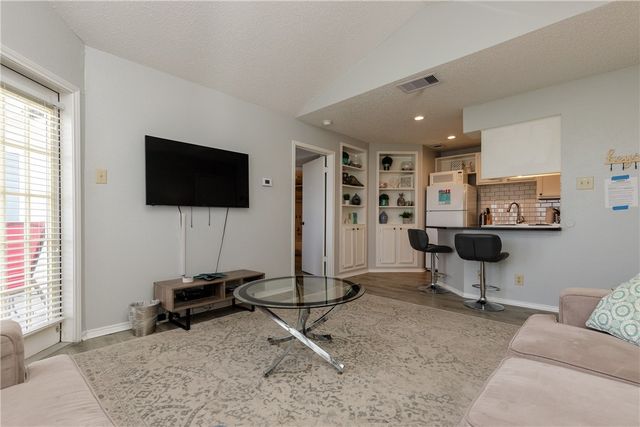 14721 Whitecap Blvd 327, Corpus Christi, TX 78418