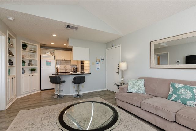 14721 Whitecap Blvd 327, Corpus Christi, TX 78418