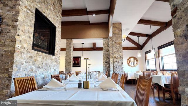 8630 NEW FALLS RD, Levittown, PA 19054