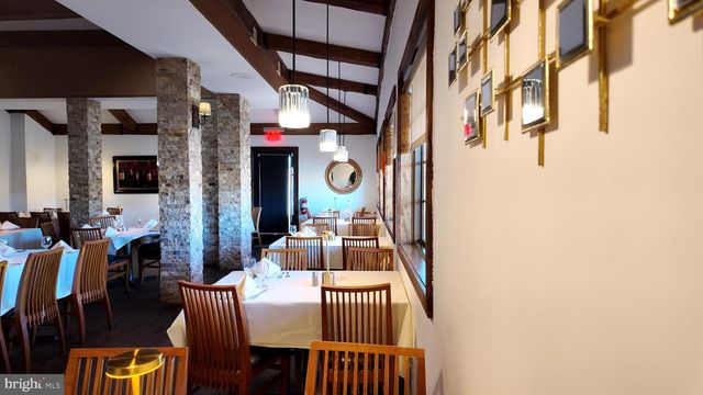 8630 NEW FALLS RD, Levittown, PA 19054