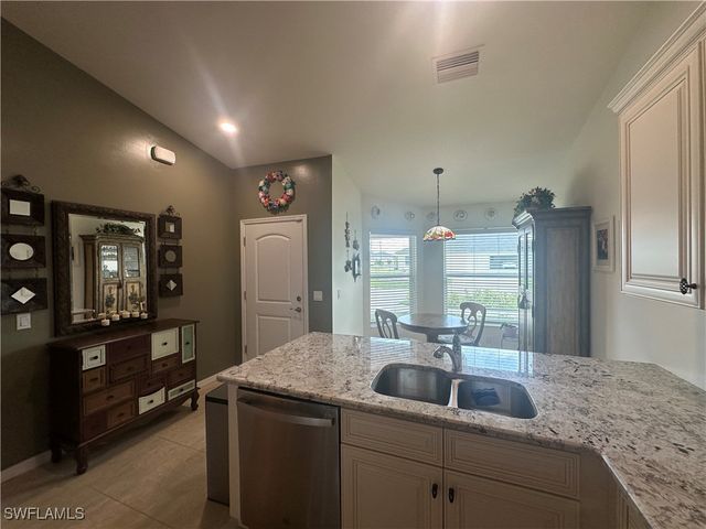 4627/4629 SW 7th PL, Cape Coral, FL 33914