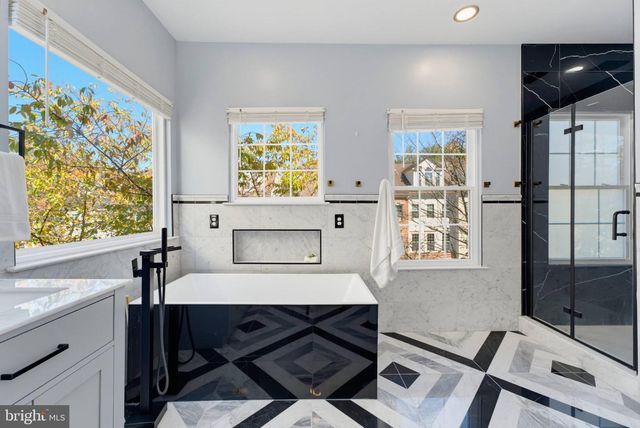 5308 ARAPAHO LN, Alexandria, VA 22312