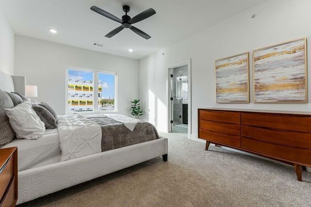 4124 W Olive Street, Rogers, AR 72756