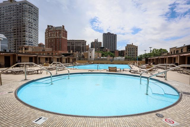 655 W Irving Park Road 1017, Chicago, IL 60613