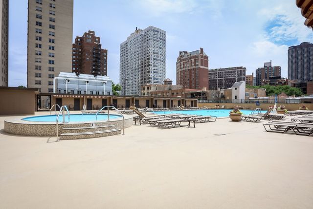 655 W Irving Park Road 1017, Chicago, IL 60613