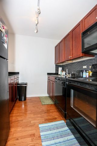 655 W Irving Park Road 1017, Chicago, IL 60613