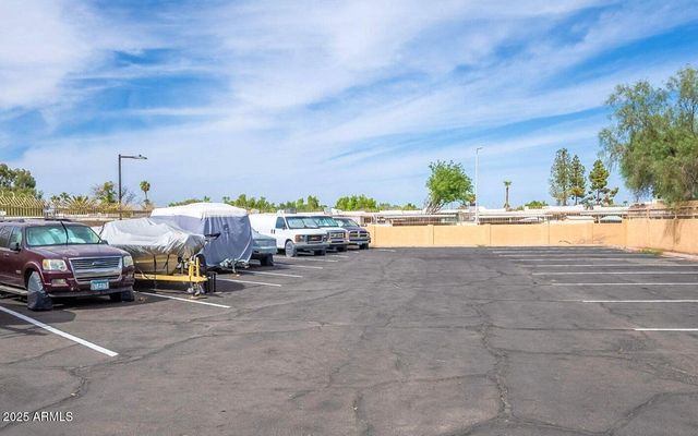 4901 S CALLE LOS CERROS Drive 206, Tempe, AZ 85282