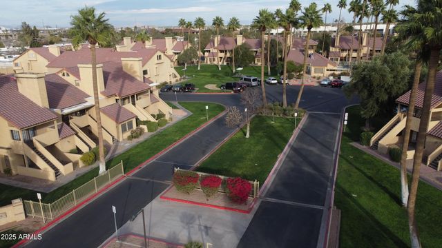 4901 S CALLE LOS CERROS Drive 206, Tempe, AZ 85282