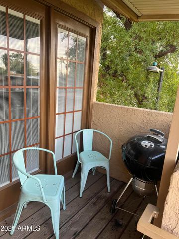 4901 S CALLE LOS CERROS Drive 206, Tempe, AZ 85282