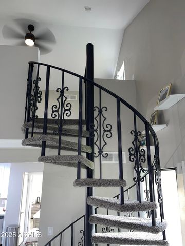 4901 S CALLE LOS CERROS Drive 206, Tempe, AZ 85282