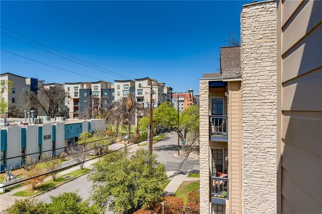 711 W 21st ST 304, Austin, TX 78705