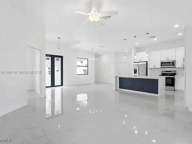 2602 73RD ST W, Lehigh Acres, FL 33971