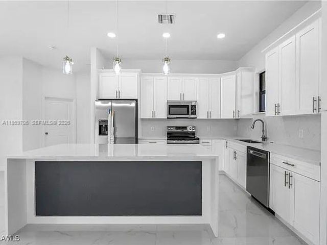 2602 73RD ST W, Lehigh Acres, FL 33971