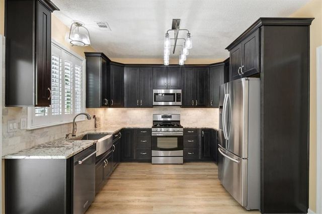 715 Purslane Way, Woodstock, GA 30188