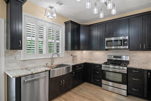 715 Purslane Way, Woodstock, GA 30188