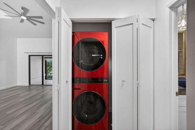 703 Saint Giles Court, Palm Beach Gardens, FL 33418