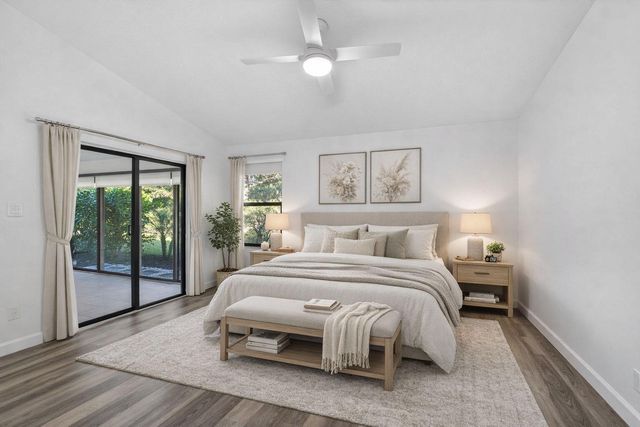 703 Saint Giles Court, Palm Beach Gardens, FL 33418