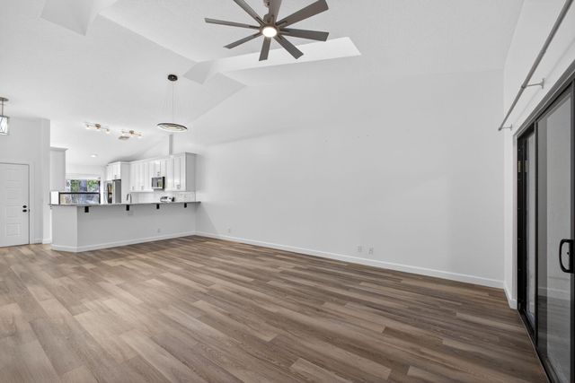 703 Saint Giles Court, Palm Beach Gardens, FL 33418