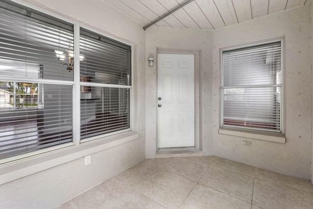 139 ROYAL PINE Circle S, Royal Palm Beach, FL 33411
