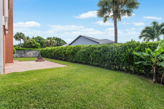 139 ROYAL PINE Circle S, Royal Palm Beach, FL 33411